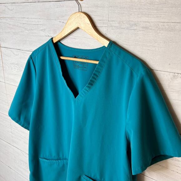 Figs Top Womens Size XXL Pacific Blue Teal Technical Collection Casma Scrub - Picture 10 of 16